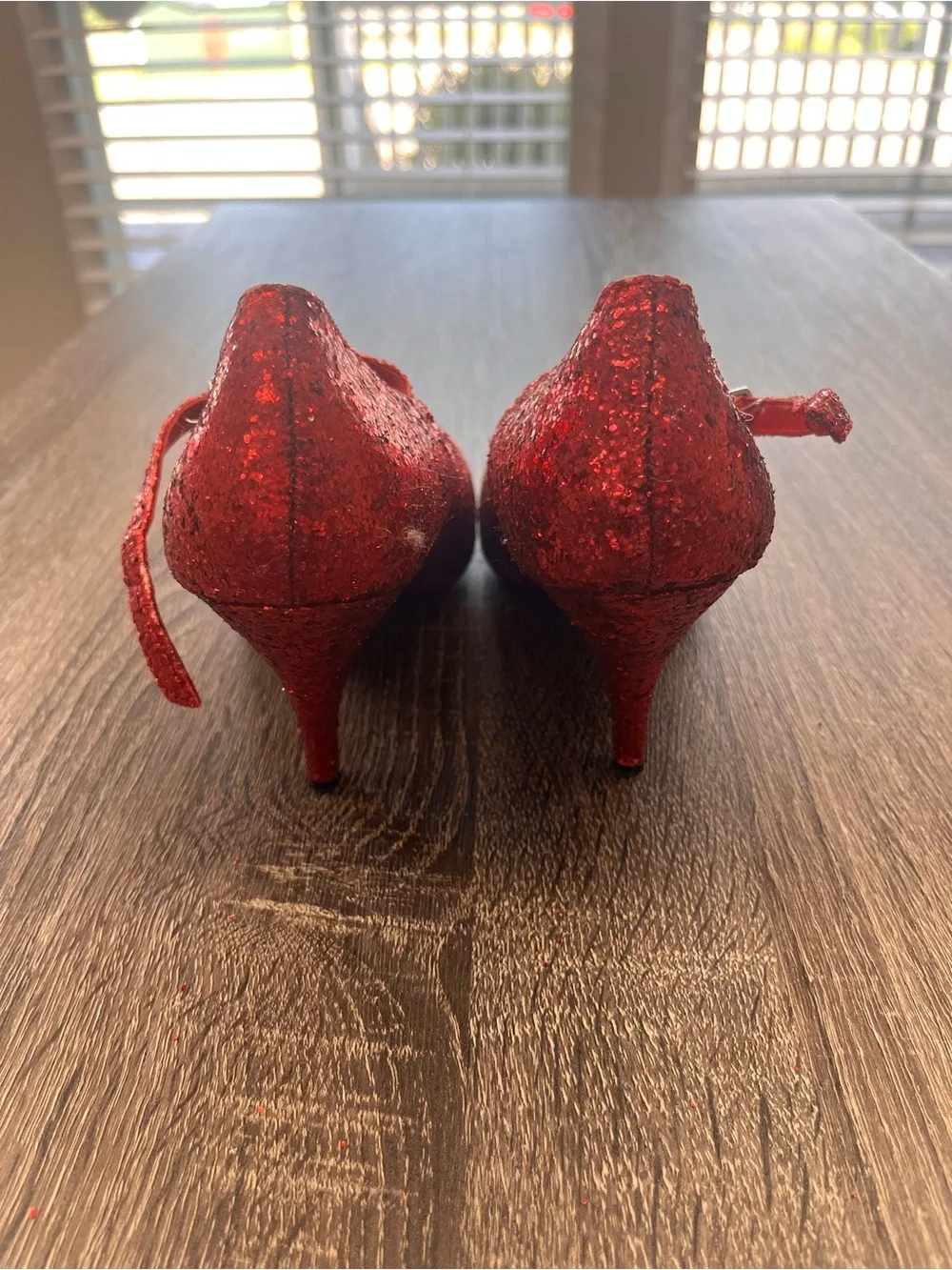 Women's Red Glitter Mary Jane Heels Dorthy Wizard of Oz Cosplay Size 8 Holloween